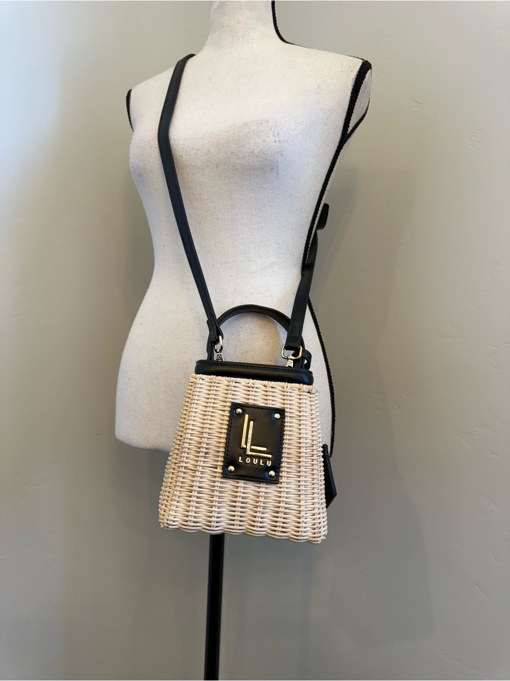 Loulu Wicker Rattan Crossbody Top Handle Bag Natural Black Coastal Grandma - Picture 8 of 8